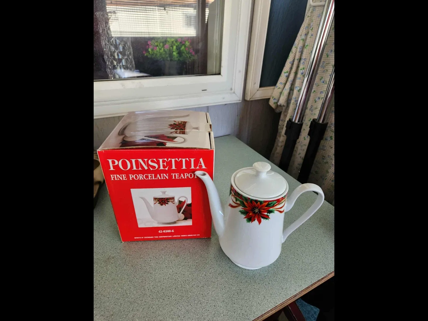 Poinsettia Fine Porcelain Teapot by Sunflower China thumbnail