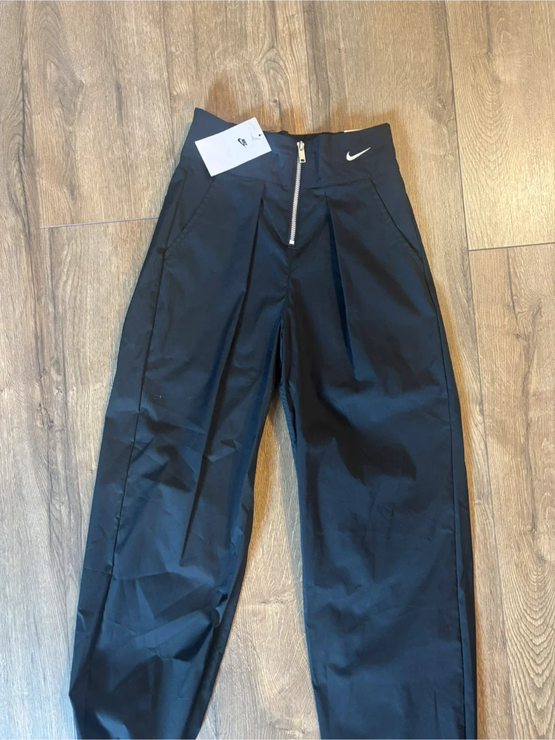 Nike Sportswear Women's Collection Woven Trouser Pants image indicator(2)