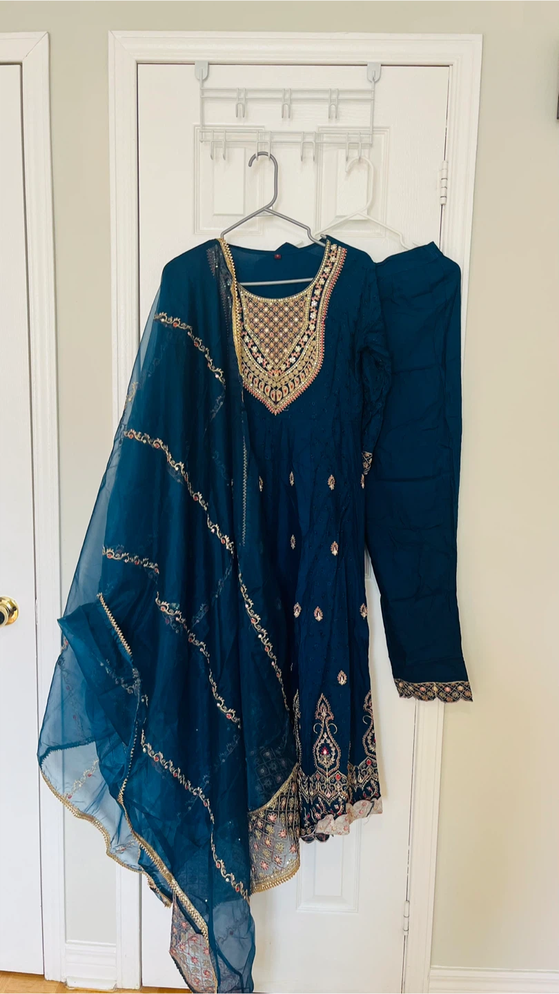 Blue Embroidered Shalwar Kameez - photo 2