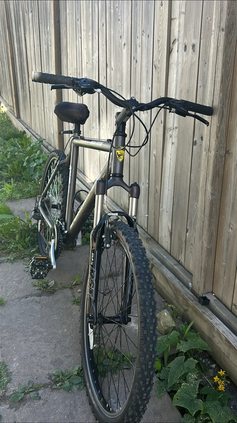 Iron Horse Maverick  Mountain Bike image indicator(4)