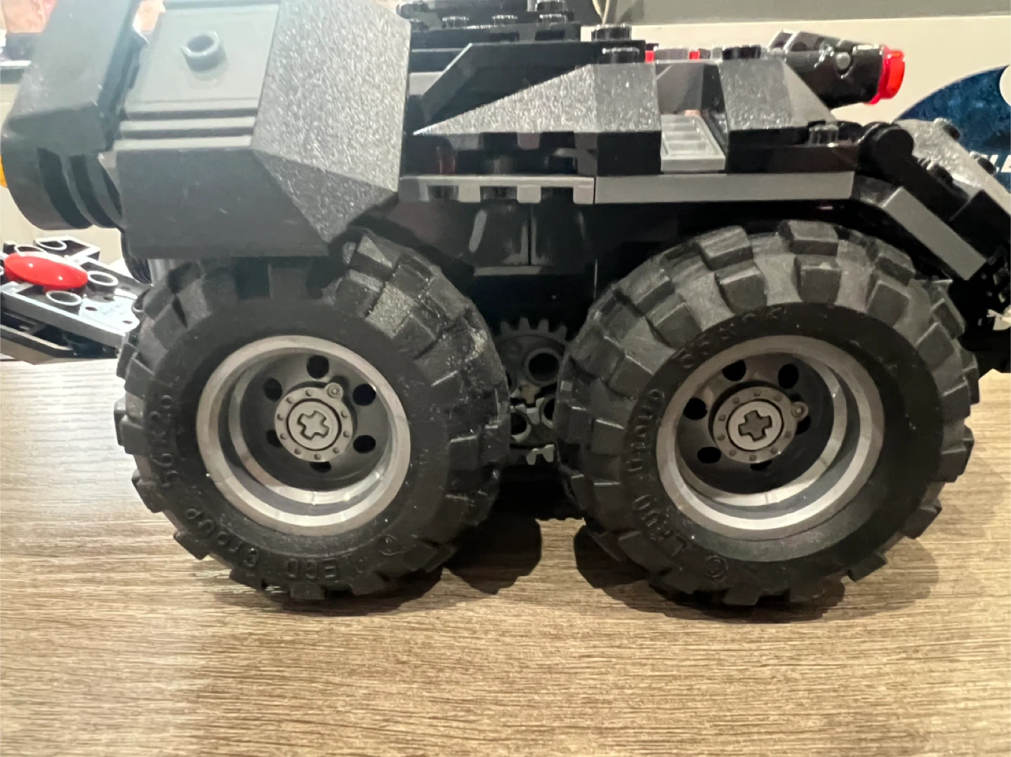 LEGO DC Comics Super Heroes The Tumbler - photo 4