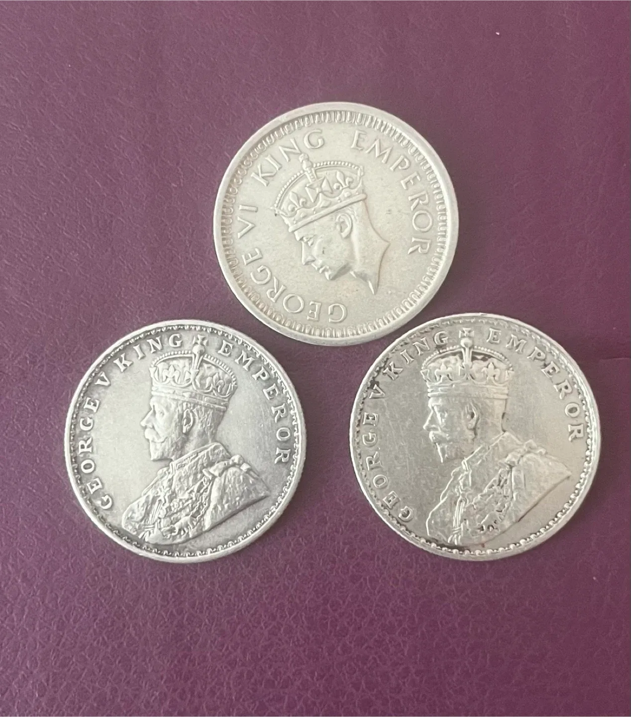 Vintage Silver One Rupee India Coins image indicator(3)