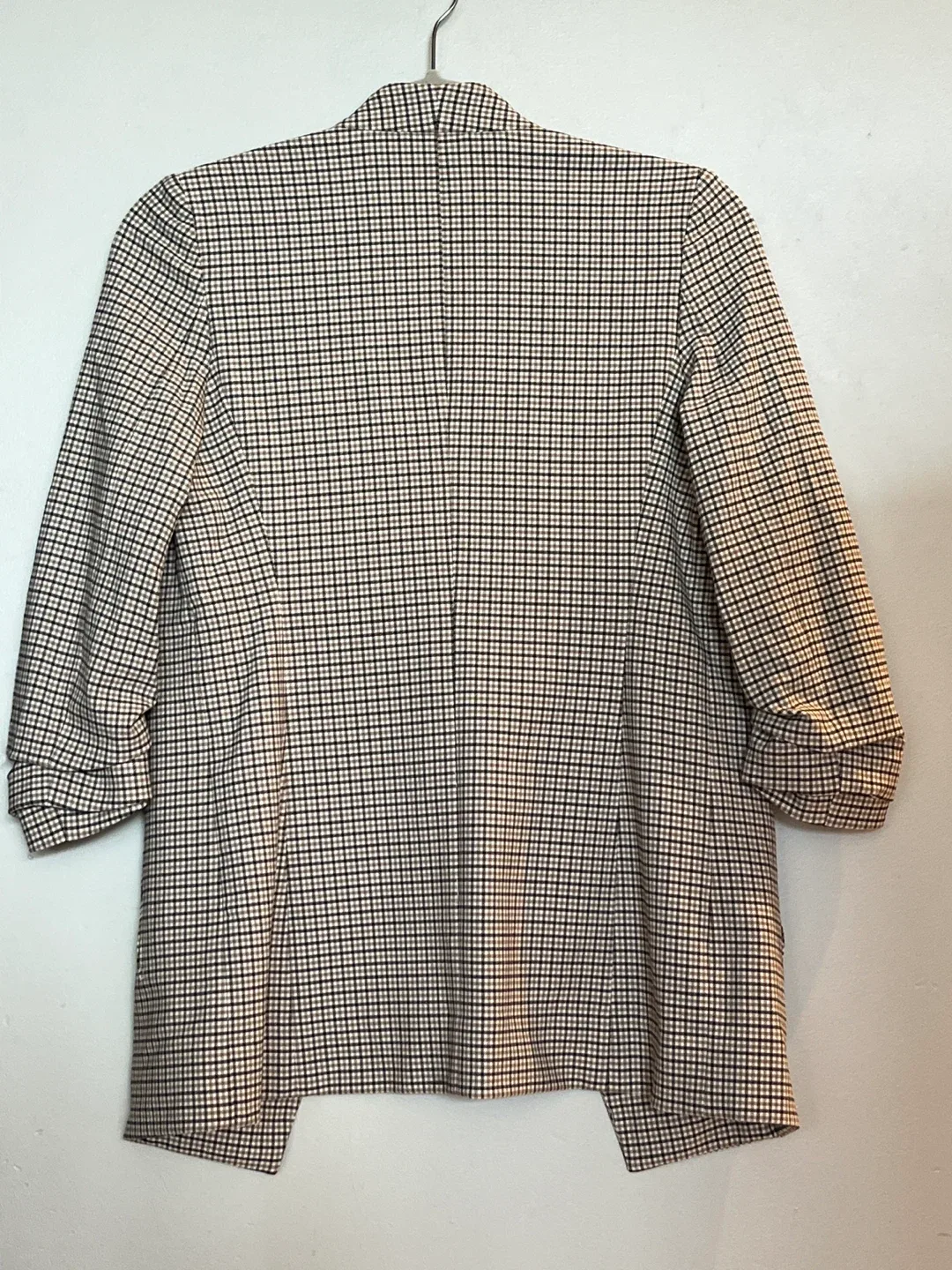 Aritzia Babaton blazer image indicator(2)