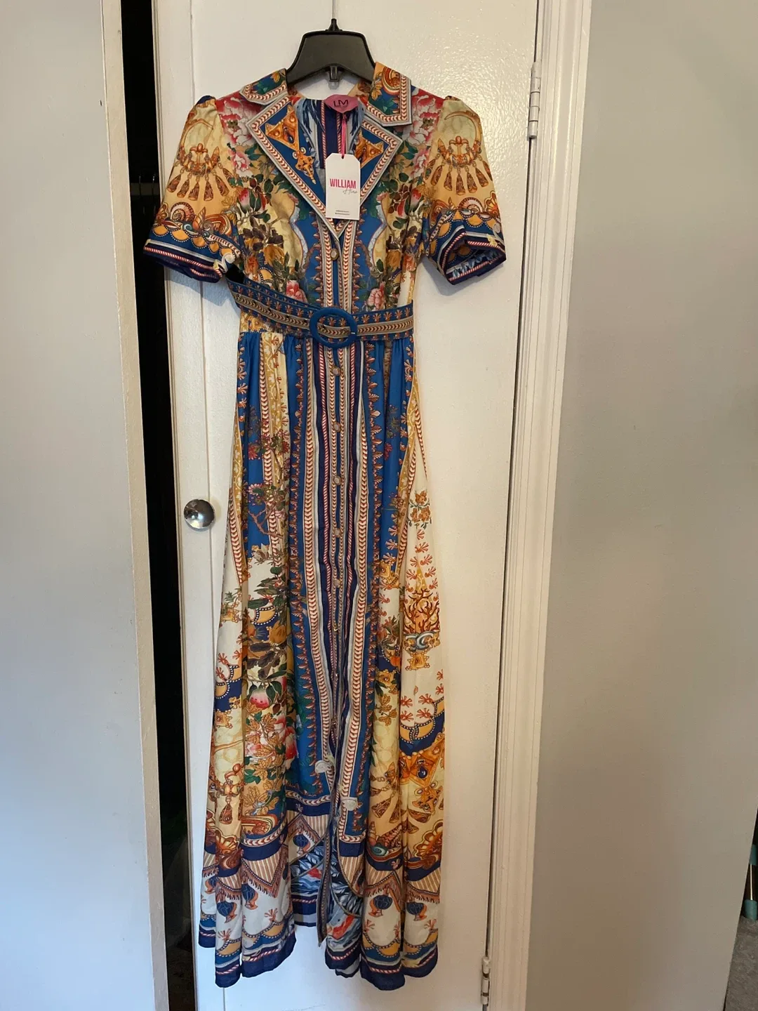 William Luxury Dress - Size S image indicator(2)