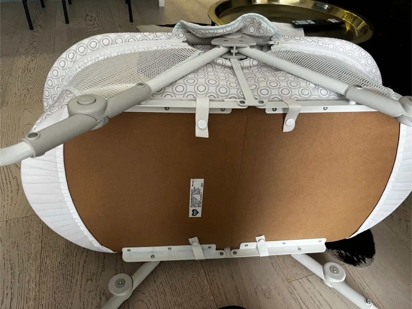 Newborn Bassinet - Like New Condition image indicator(7)