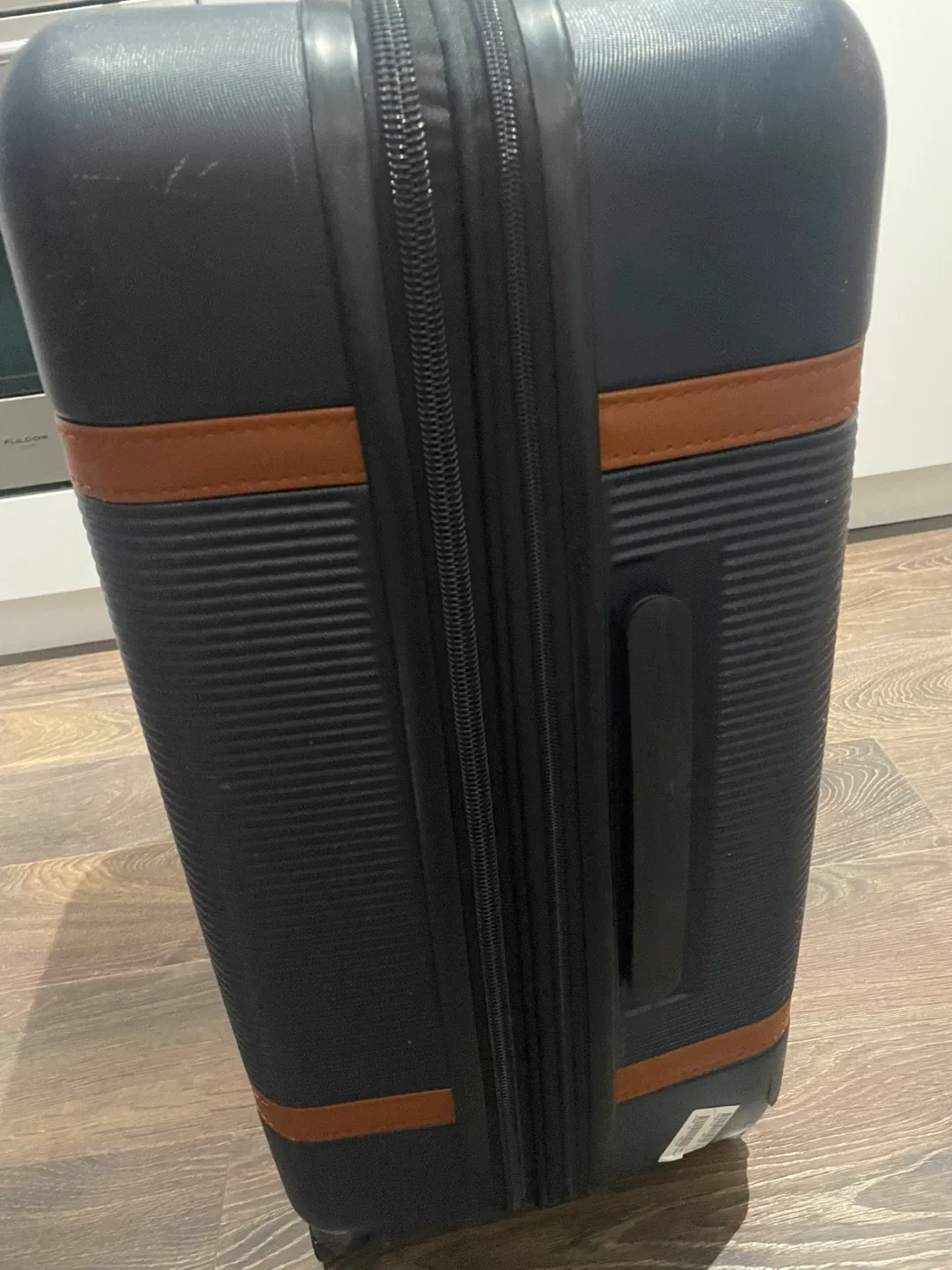 Bugatti Carry-On Suitcase - Black image indicator(9)
