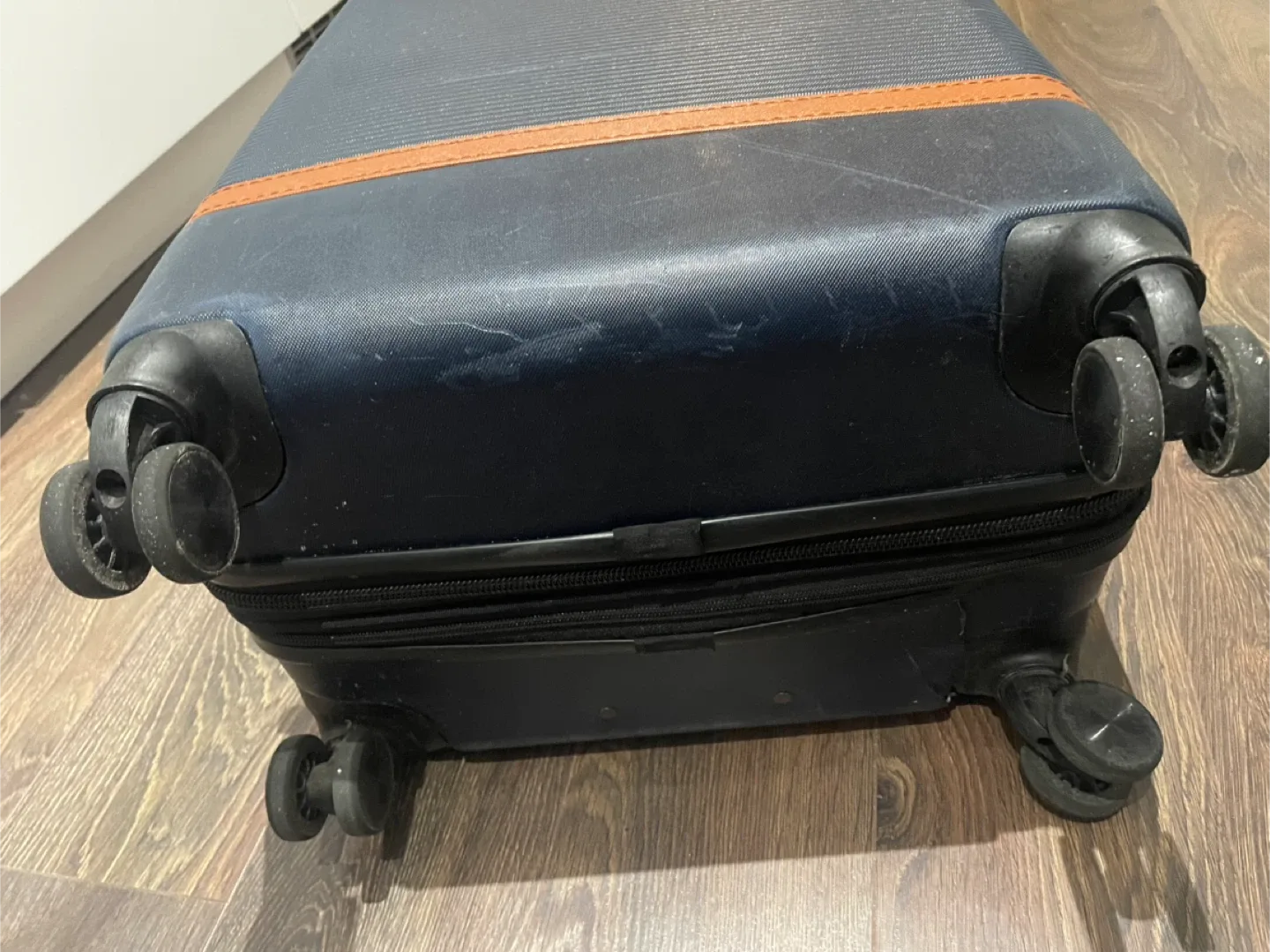 Bugatti Carry-On Suitcase - Black image indicator(8)