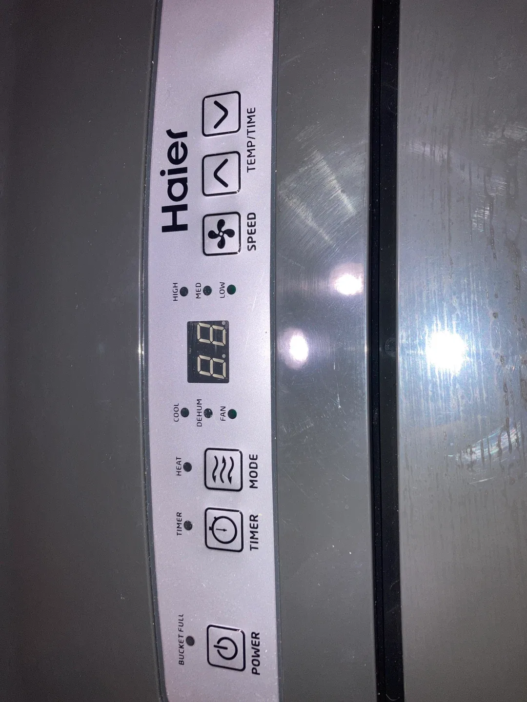 Haier HPC12XHRN1 Portable Air Conditioner/heater/dehumidifier image indicator(3)