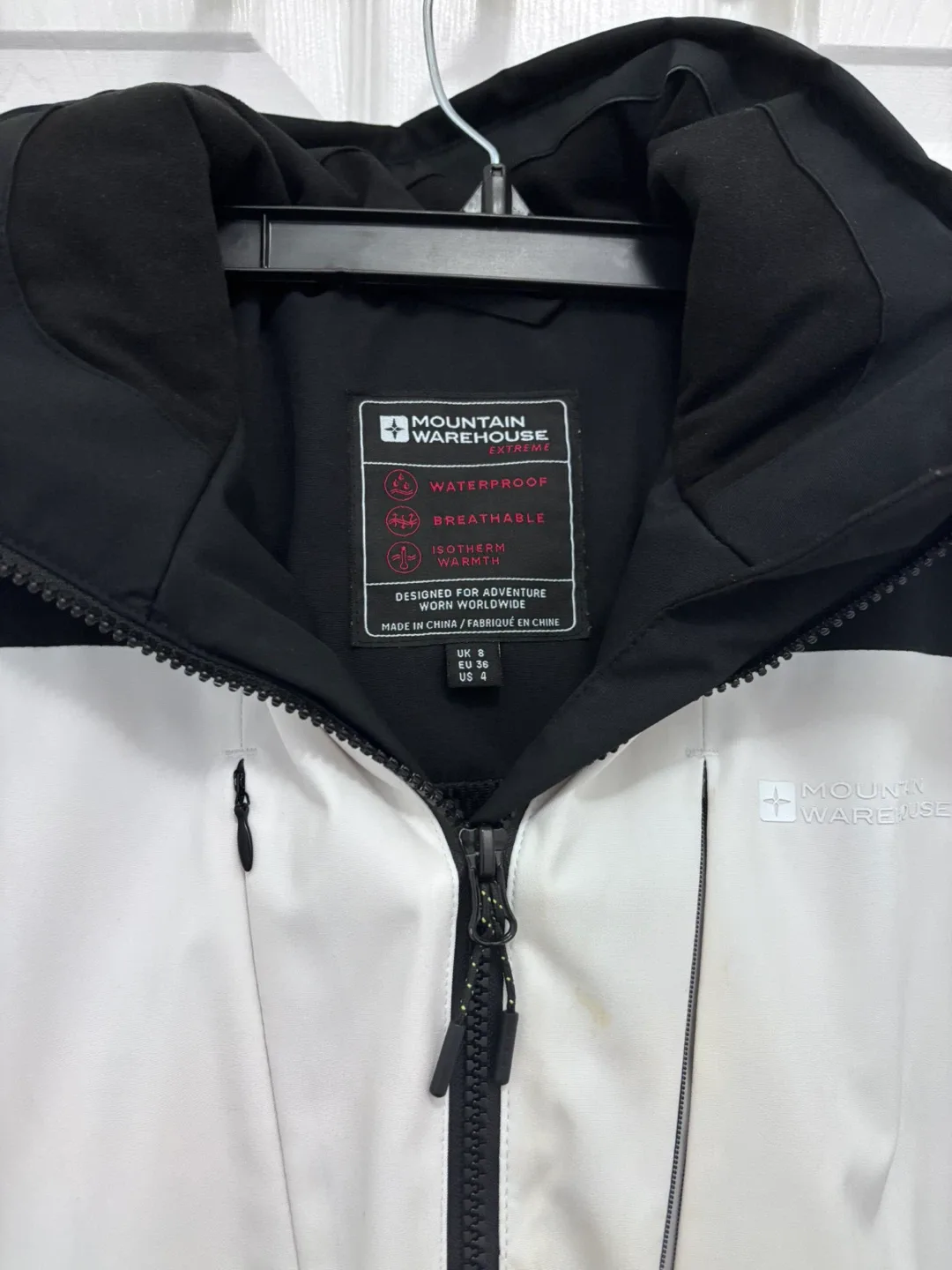 [MOVING SALE] Mountain Warehouse Waterproof Jacket - Size US 4 image indicator(3)