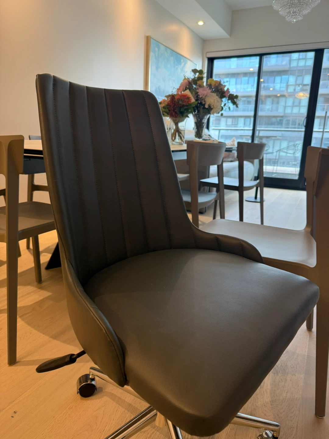 Office Chair - dark gray
