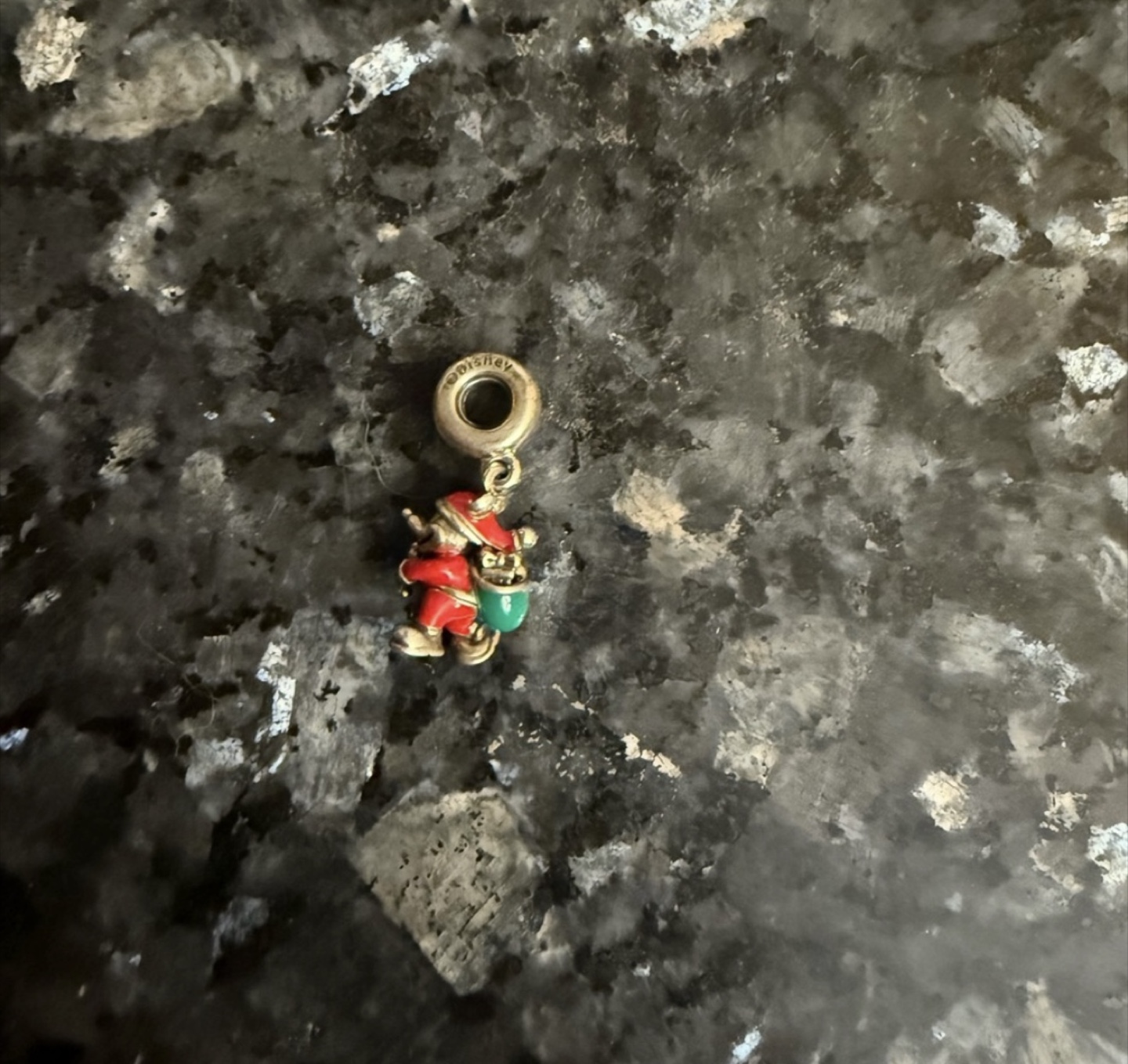 Pandora Disney Santa Mickey Charm