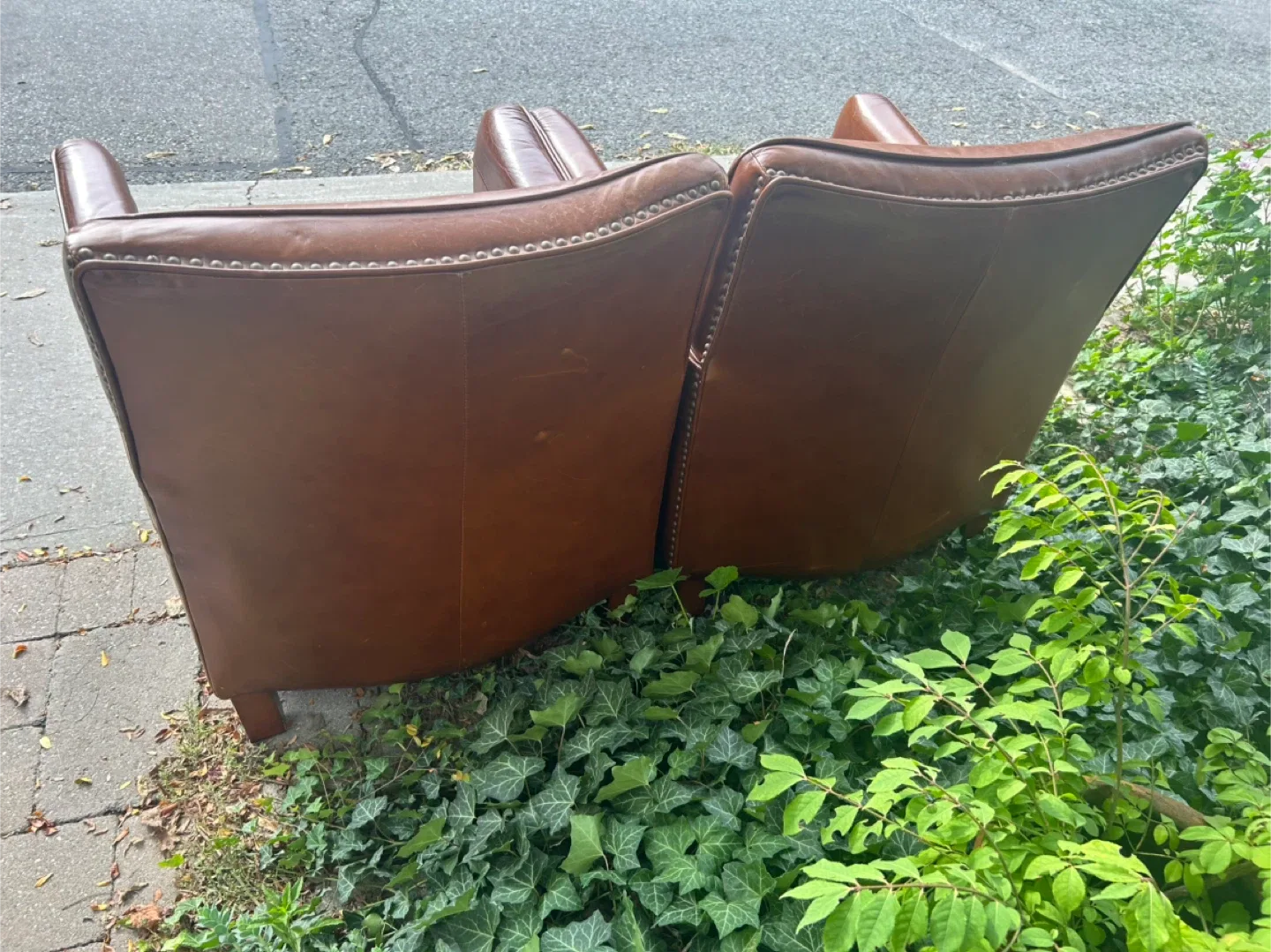 Pair of Brown Leather Armchairs image indicator(5)