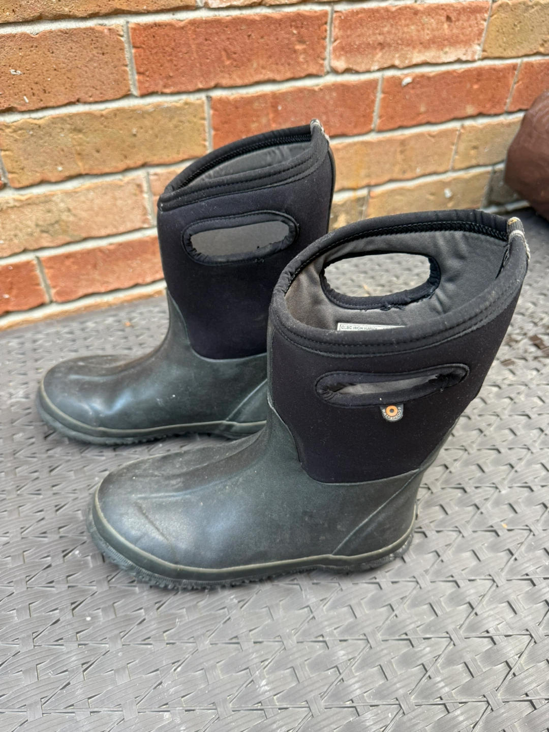 Bogs High Youth Size 7 Boots