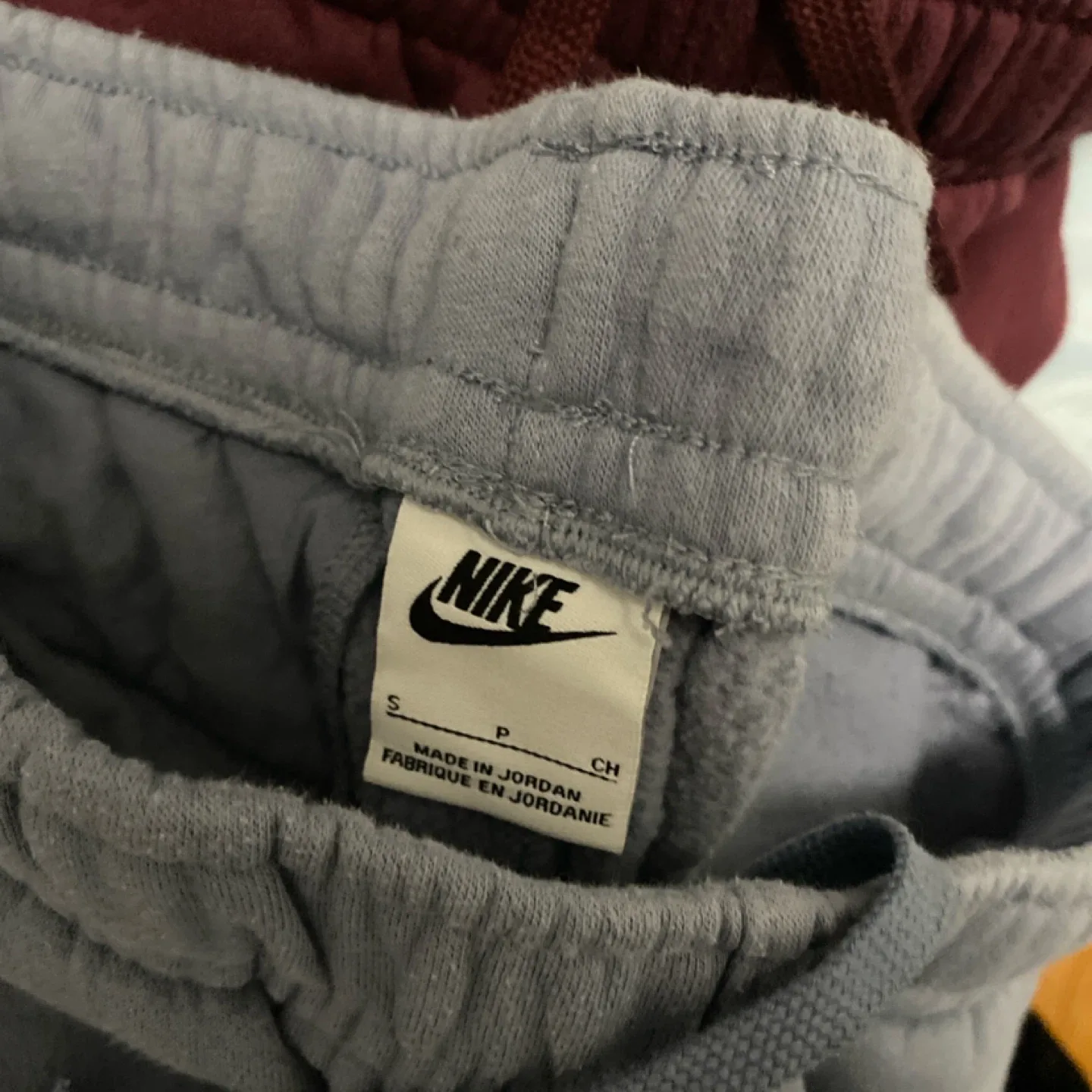 Nike Jordan Fleece Pants - Size Small image indicator(3)