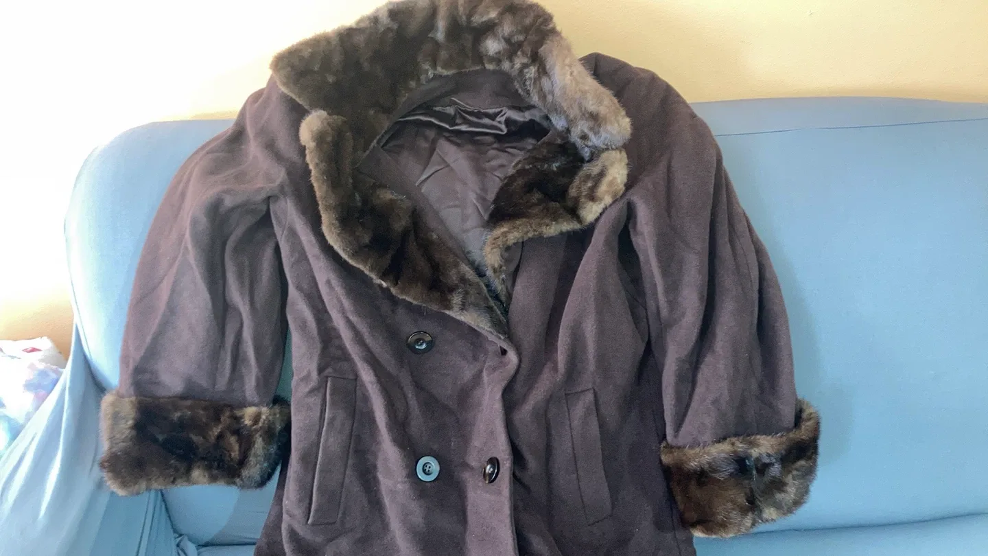 MALLIA Wool Angora Cashmere Coat - Size 8 image indicator(5)