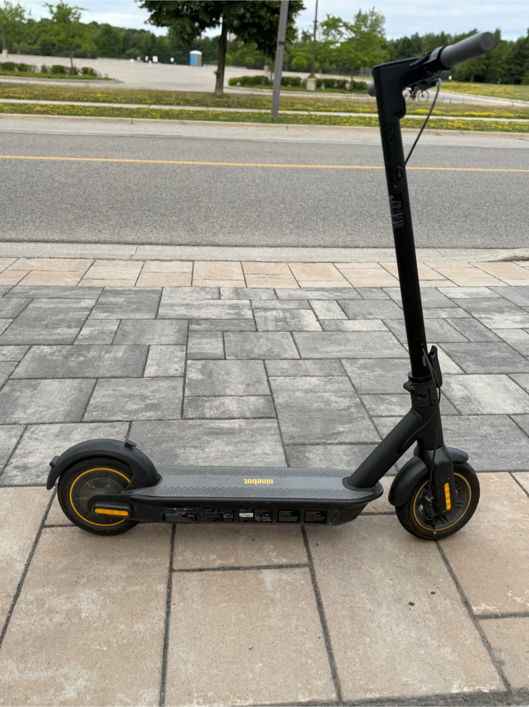 Ninebot Kickscooter MAX G30 - photo 5