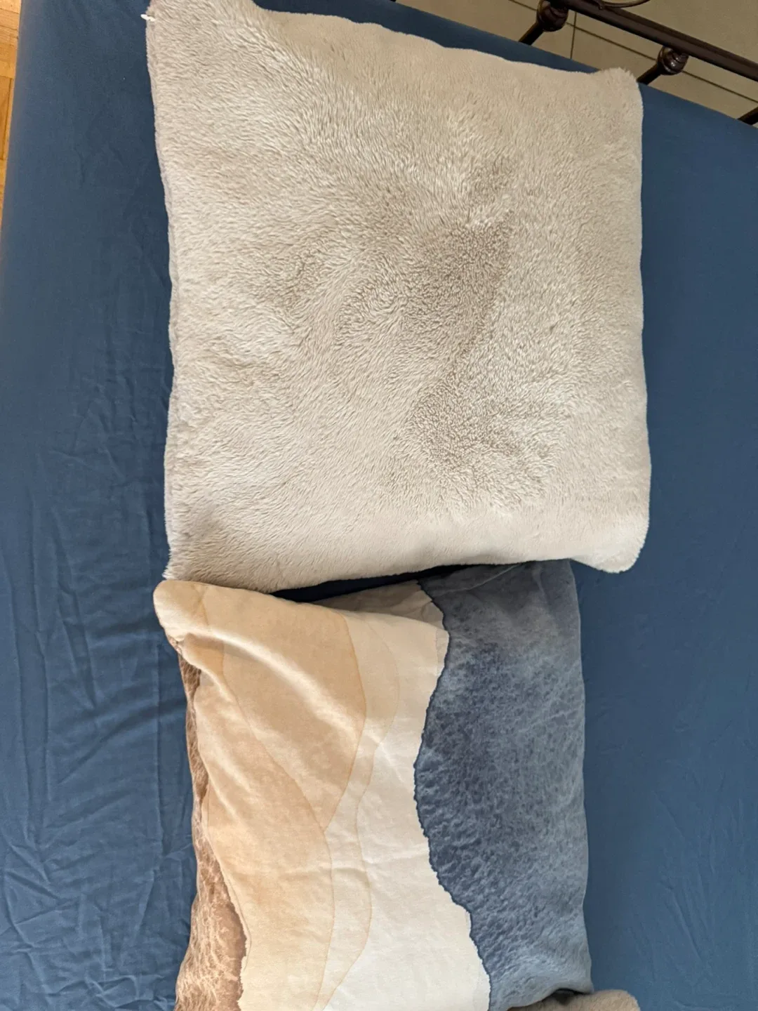 Moving sales- Decorative Throw Pillows -4 pcs image indicator(5)