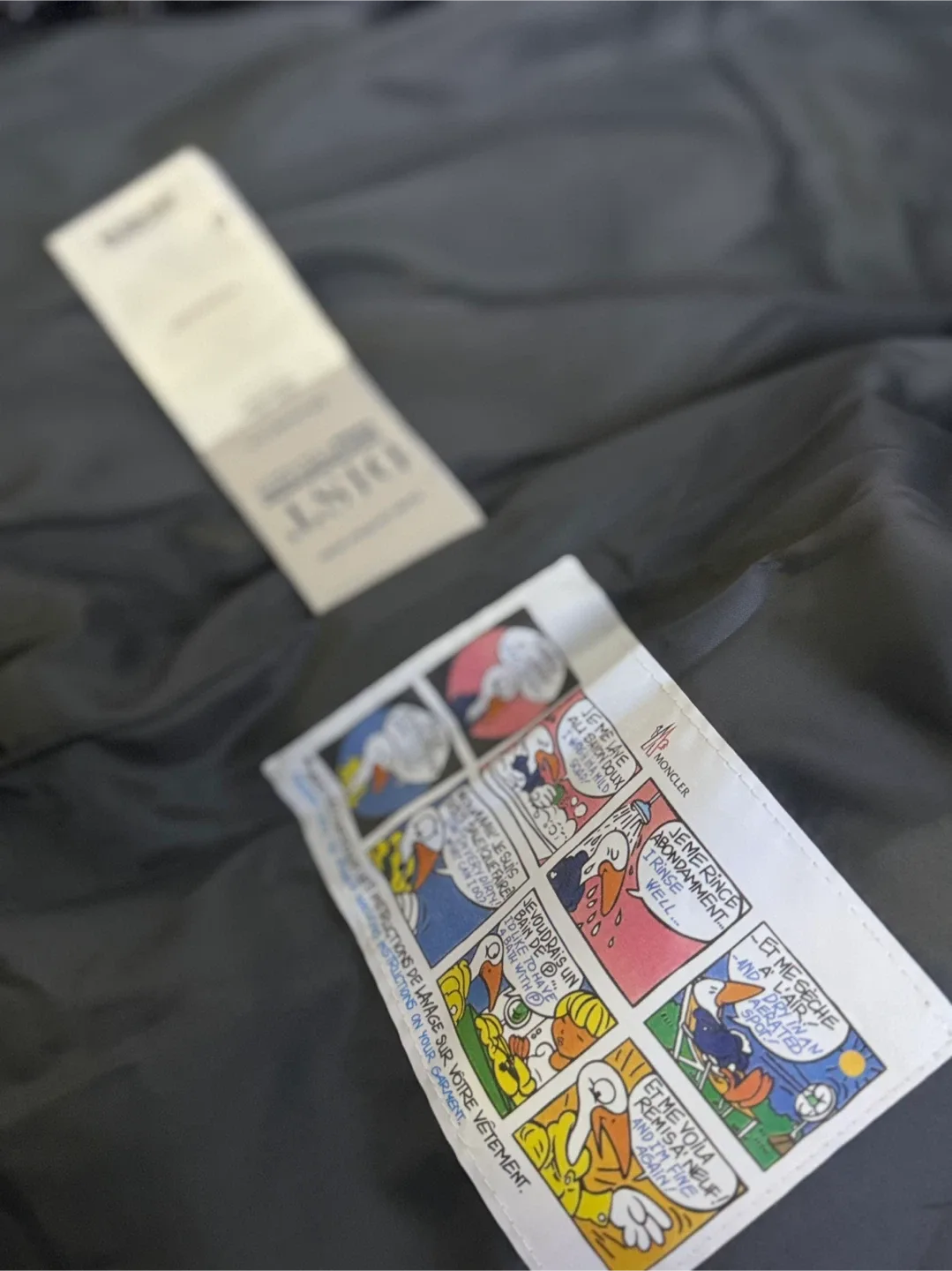 Monclizzy brand new never worn (size L fits like m) image indicator(4)