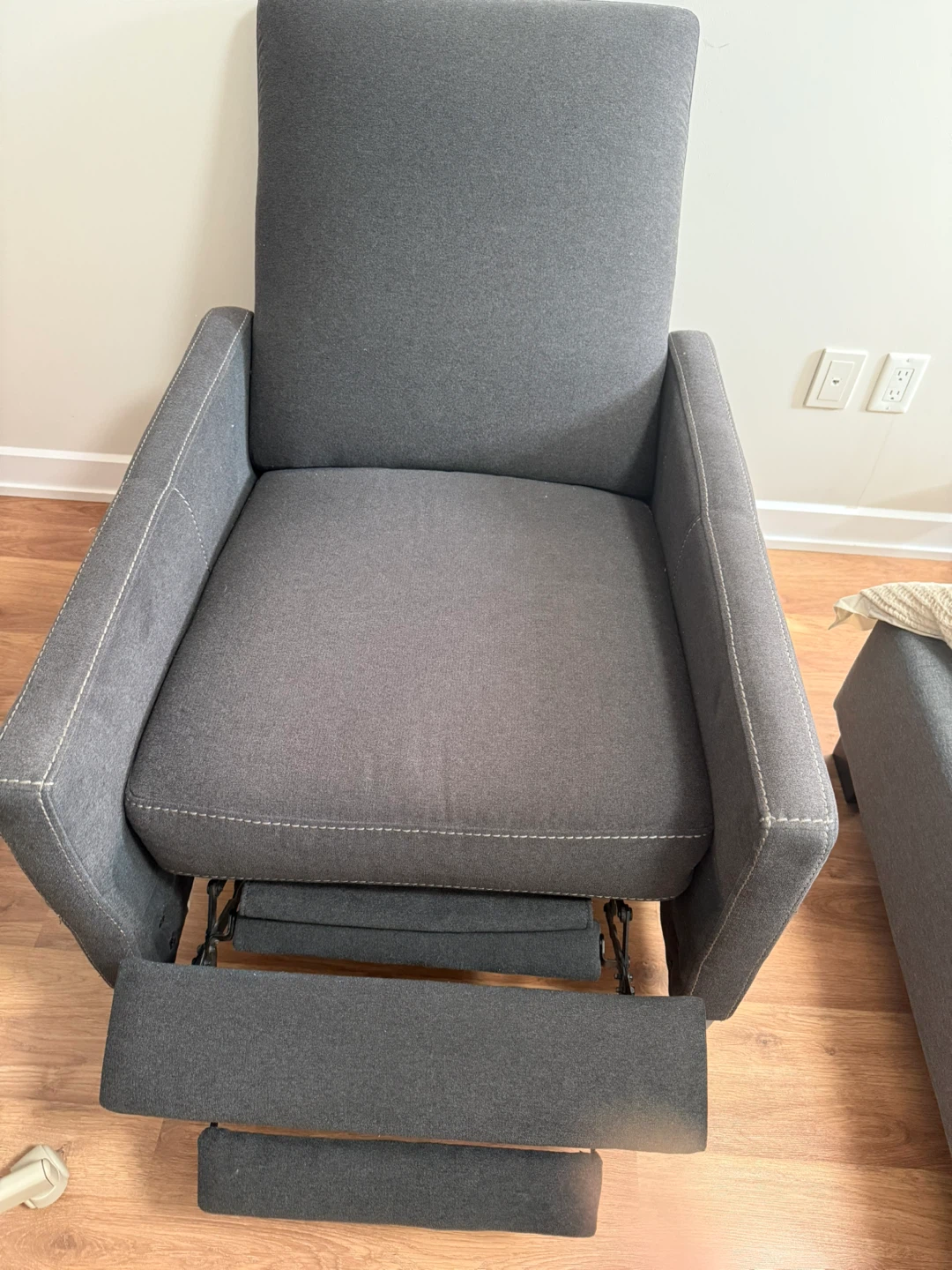 Grey Recliner Armchair - photo 2