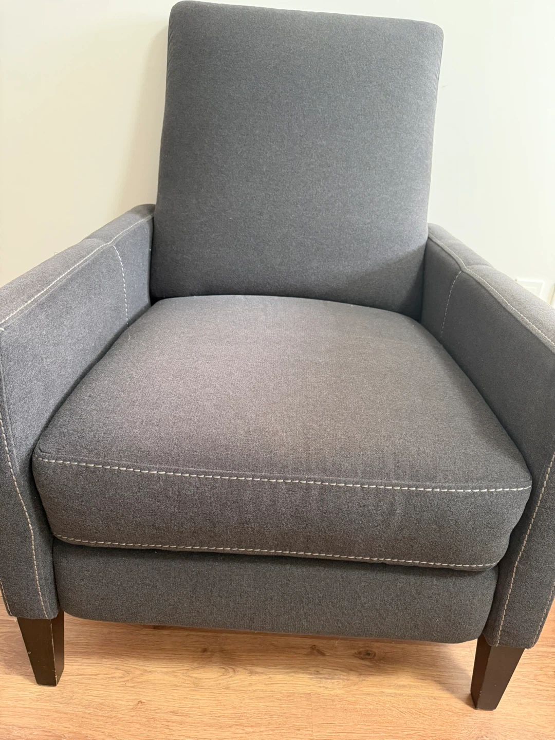 Grey Recliner Armchair - photo 4