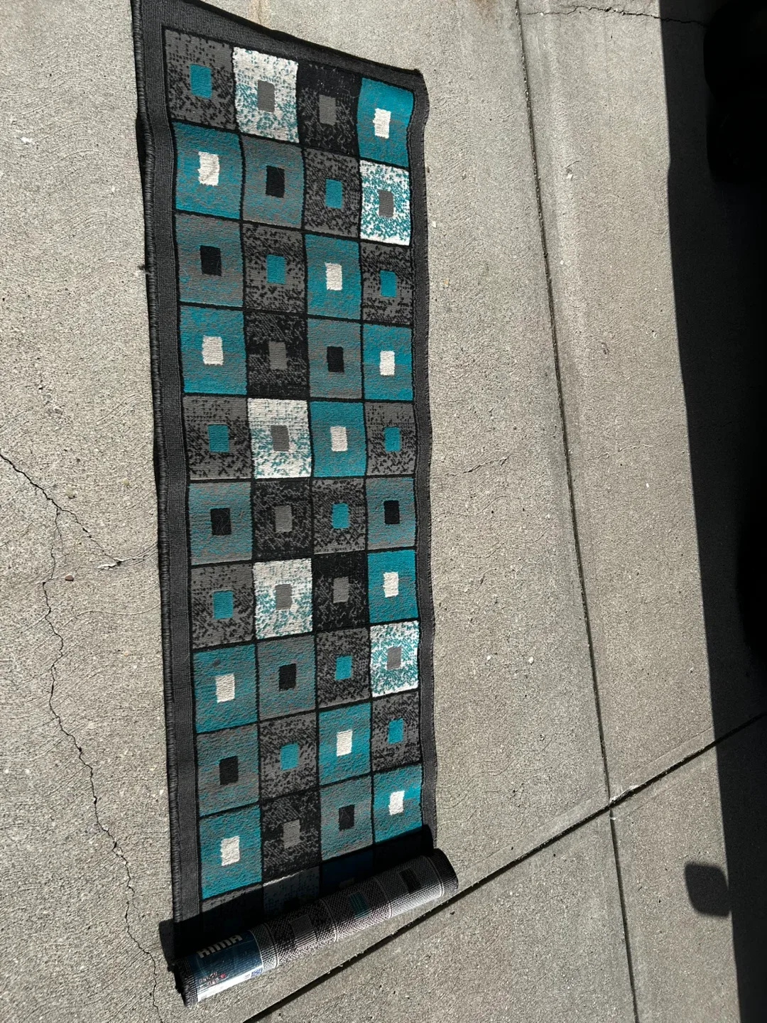 RIMA Area Rug - 2'1" x 7'2"