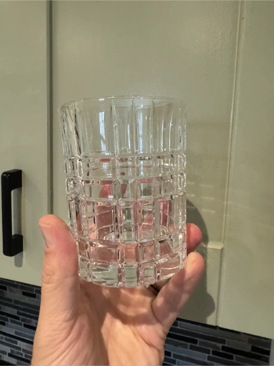 Set of 4 Clear Cut Crystal Glasses image indicator(2)