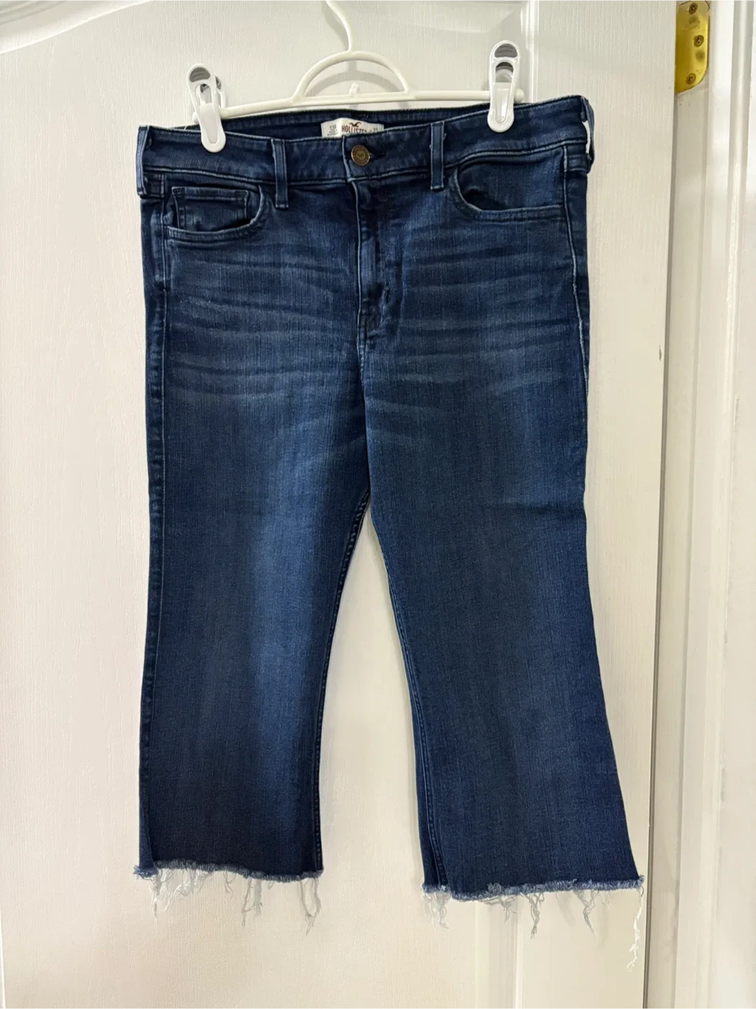 Hollister Capri Jeans, Size 31 thumbnail