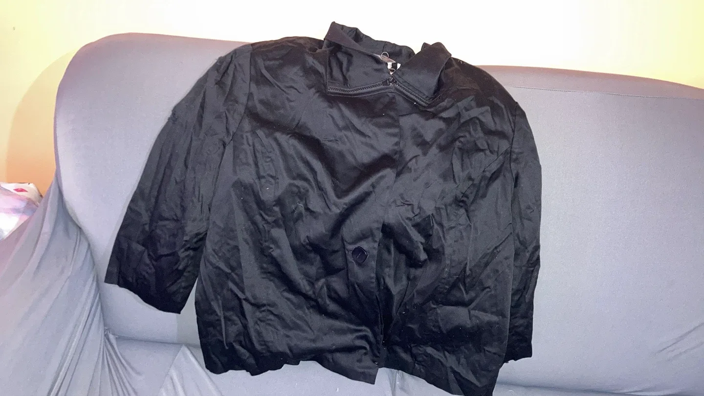 Spanner Woman Black Jacket - Size W22 thumbnail