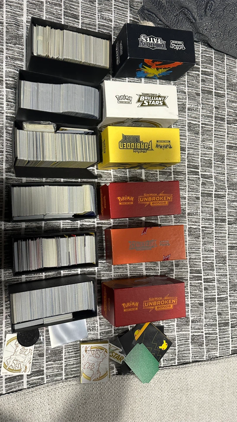 Pokemon Cards Lot