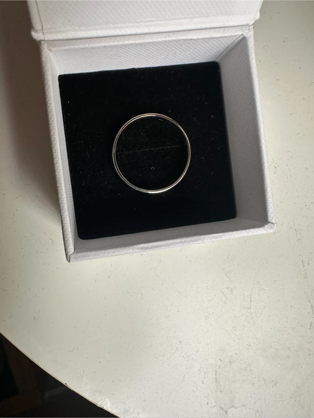 Platinum 4mm curve band men’s ring - photo 2