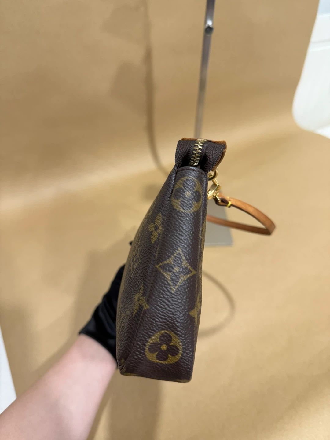 Louis Vuitton Monogram Pochette - photo 3
