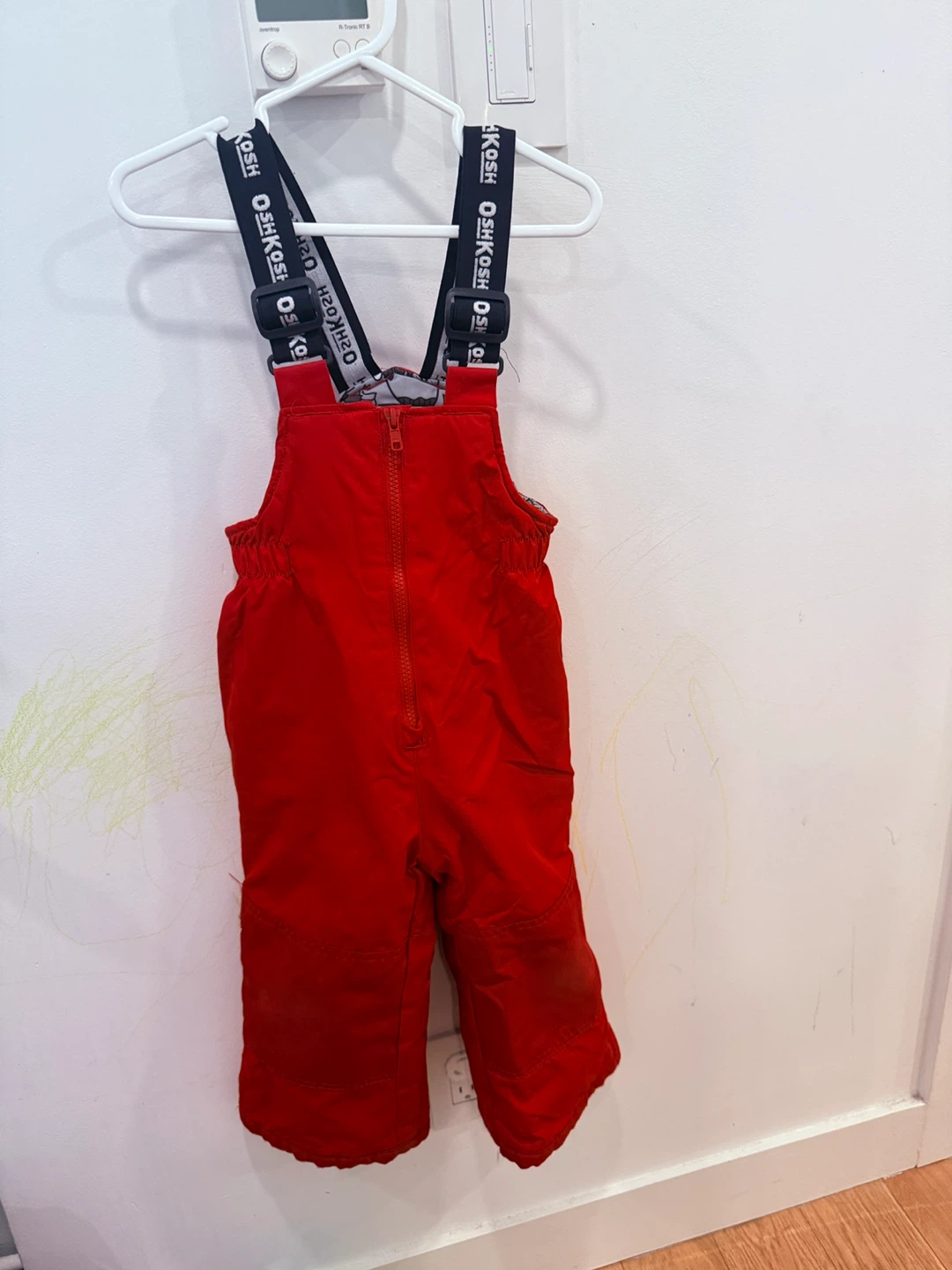 OshKosh B'Gosh 3T Snowsuit - photo 5