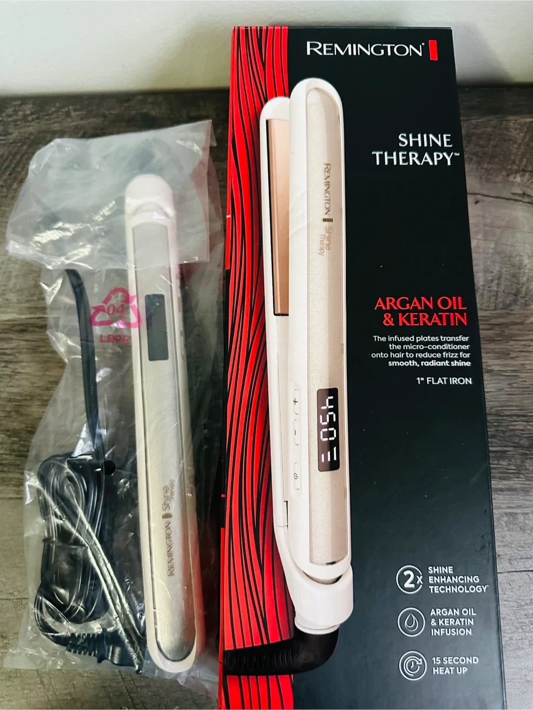 Remington Shine Therapy Argan Oil & Keratin Flat Iron-New! thumbnail