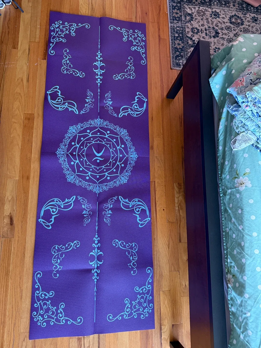 Avoaire Foldable Yoga Mat thumbnail