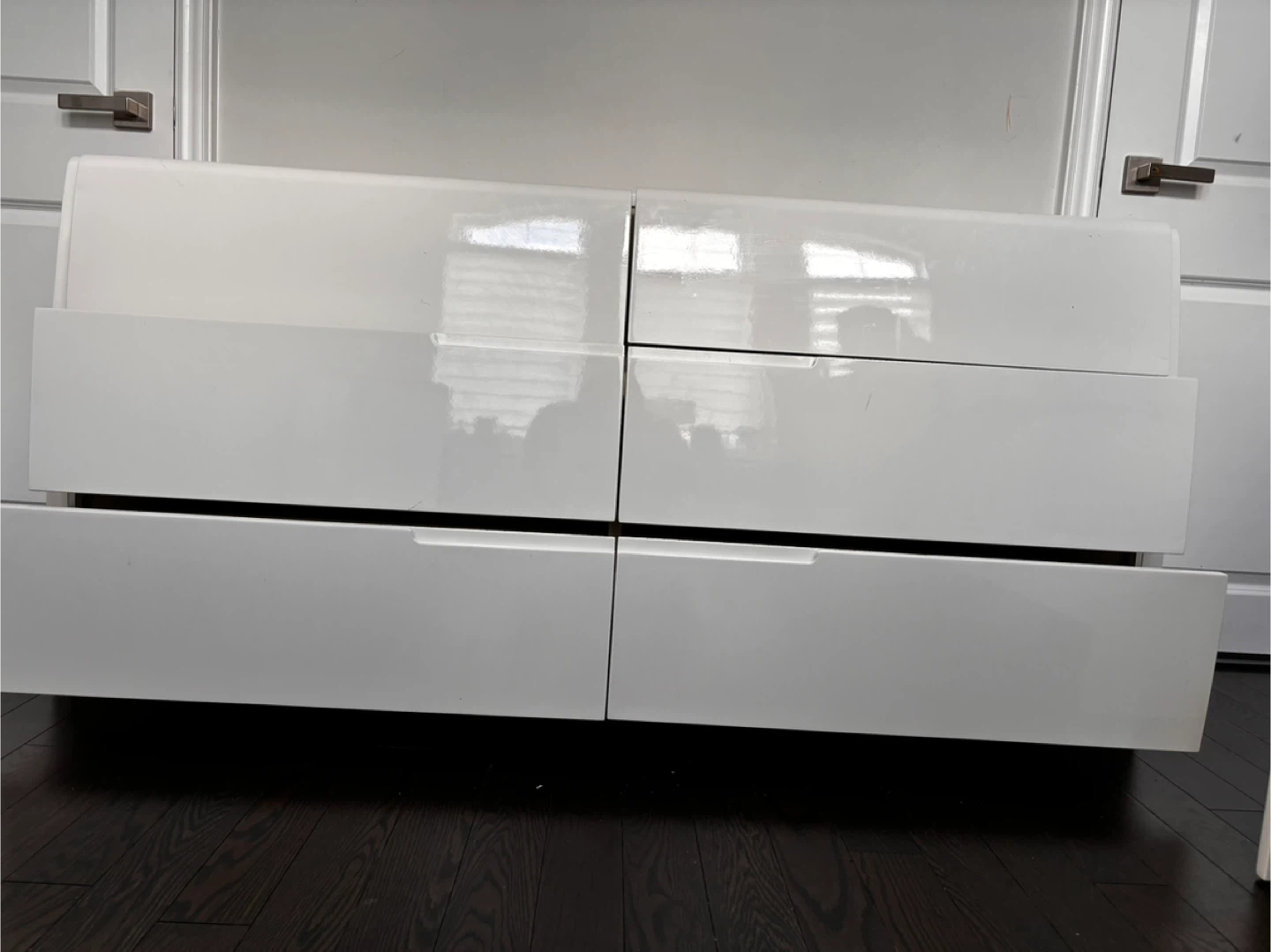 White 6-Drawer Dresser - photo 2