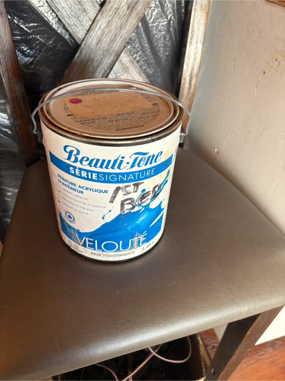 Beauti-Tone Serie Signature Interior Acrylic Paint image indicator(2)