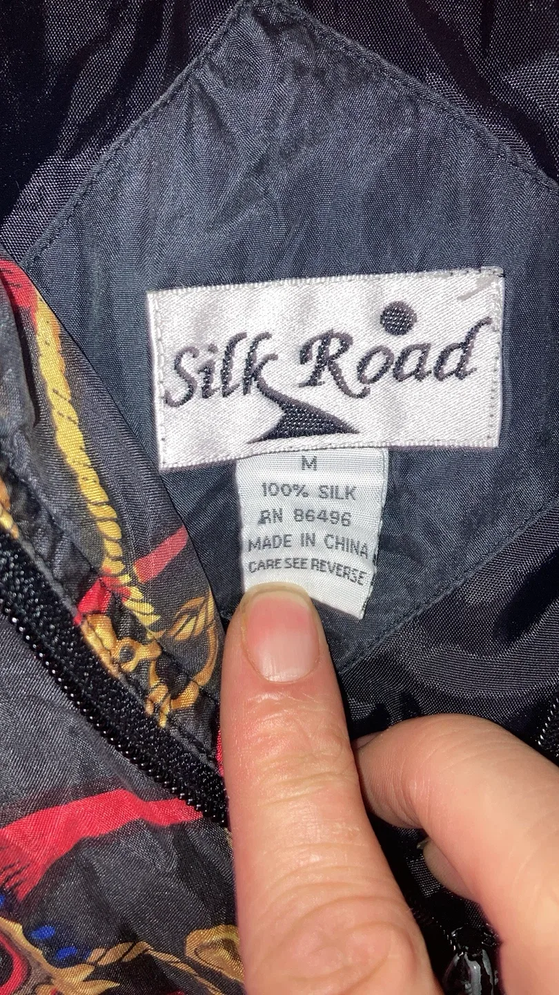 Silk Road Vintage Silk Jacket - Size M image indicator(2)