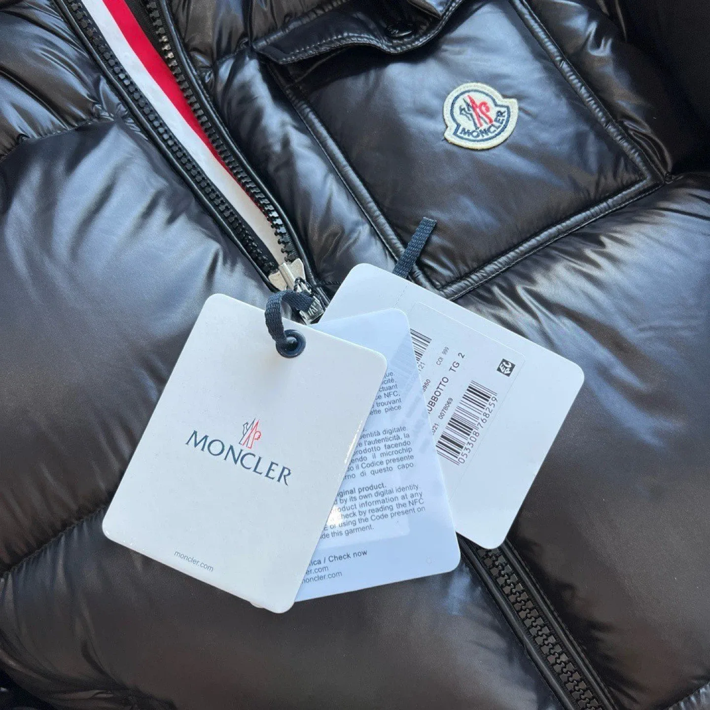 Moncler Montbeliard image indicator(3)