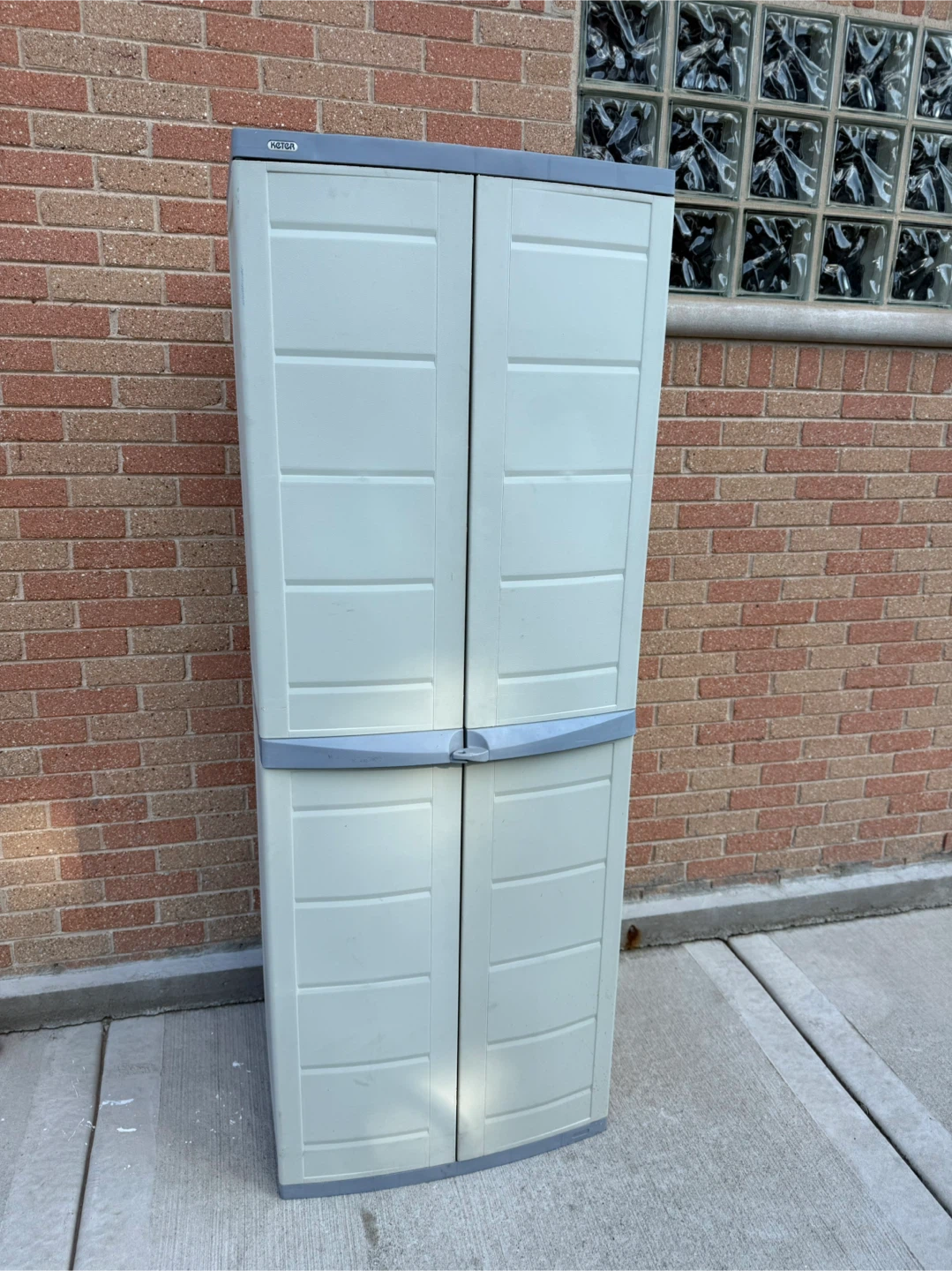 Keter Outdoor Storage Cabinet