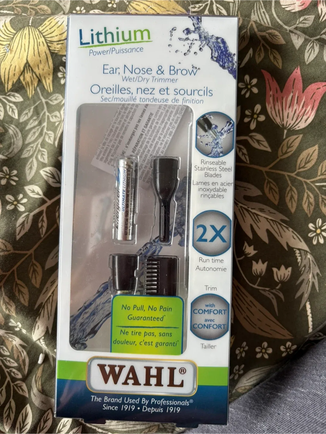 Wahl Lithium Ear, Nose & Brow Wet/Dry Trimmer - New thumbnail