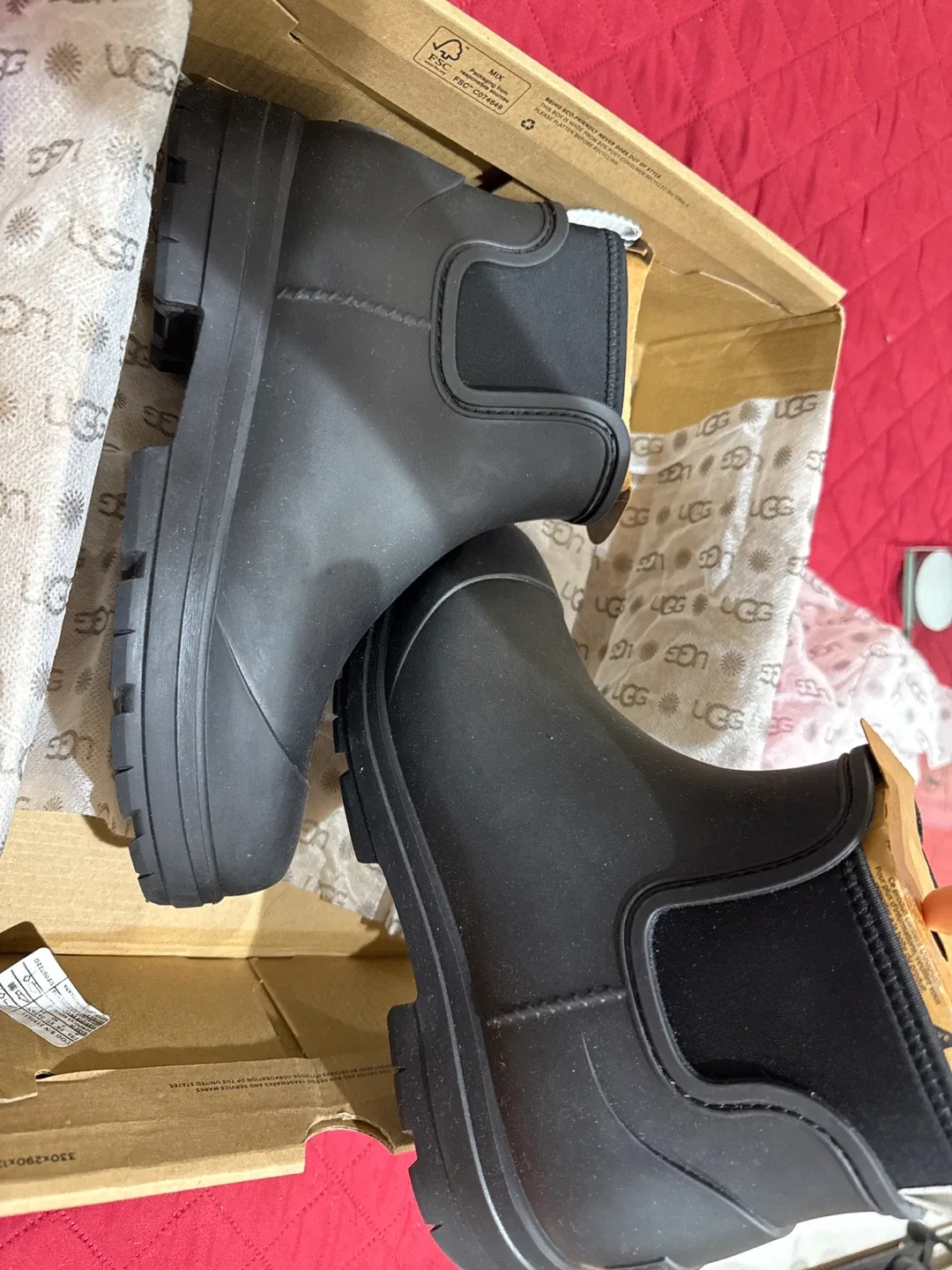 UGG W Droplet Waterproof Rain Boot - US 9 image indicator(2)