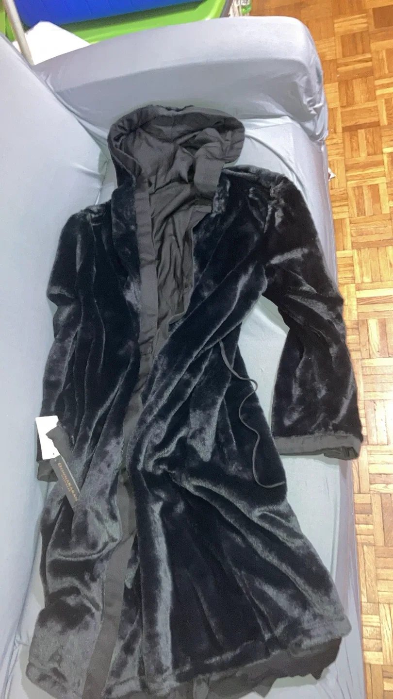 Donna Karan Sleepwear Black Robe - Size XXL thumbnail