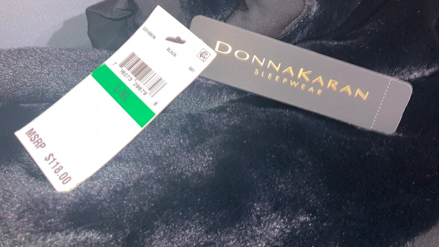 Donna Karan Sleepwear Black Robe - Size XXL image indicator(2)