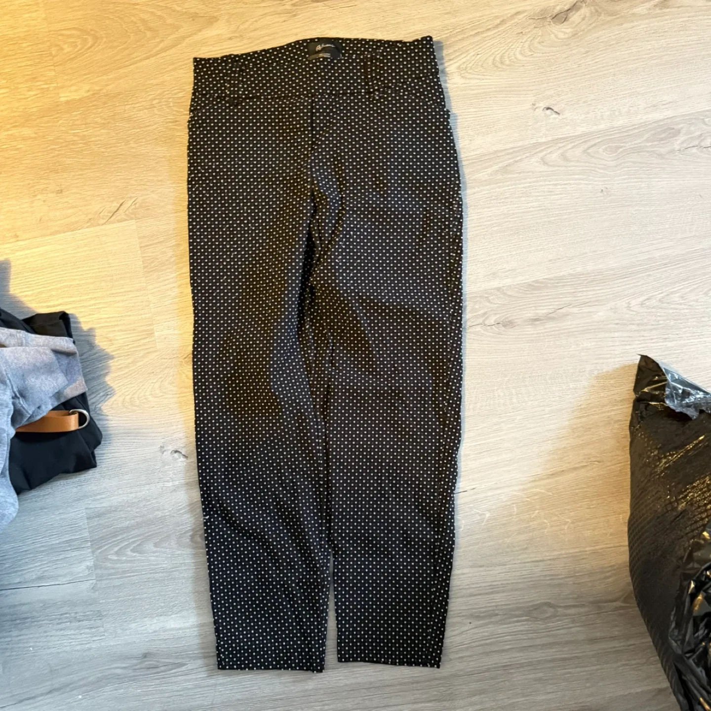 Reitmans Black Polka Dot Pants