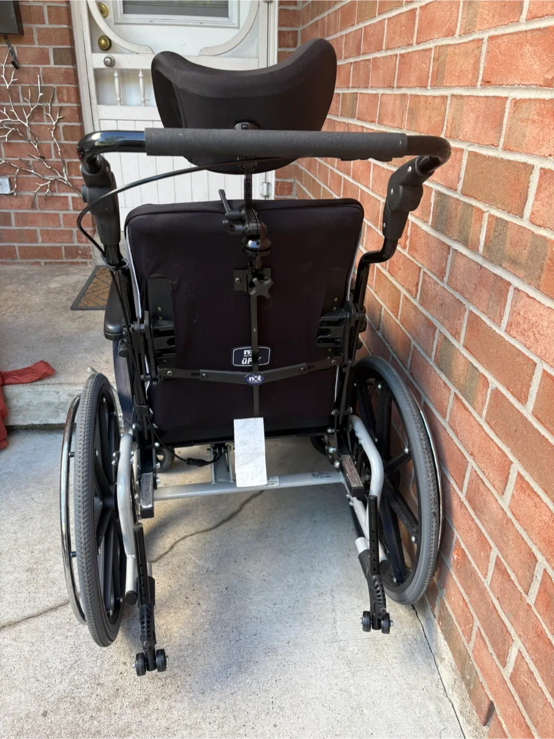 Black Wheelchair image indicator(2)