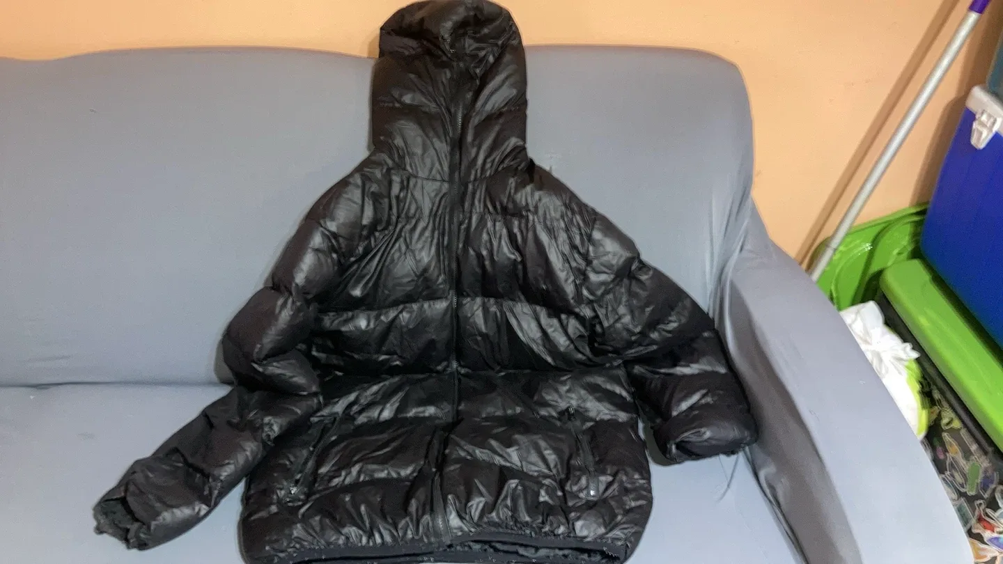 Pusite Black Puffer Jacket - Size L thumbnail