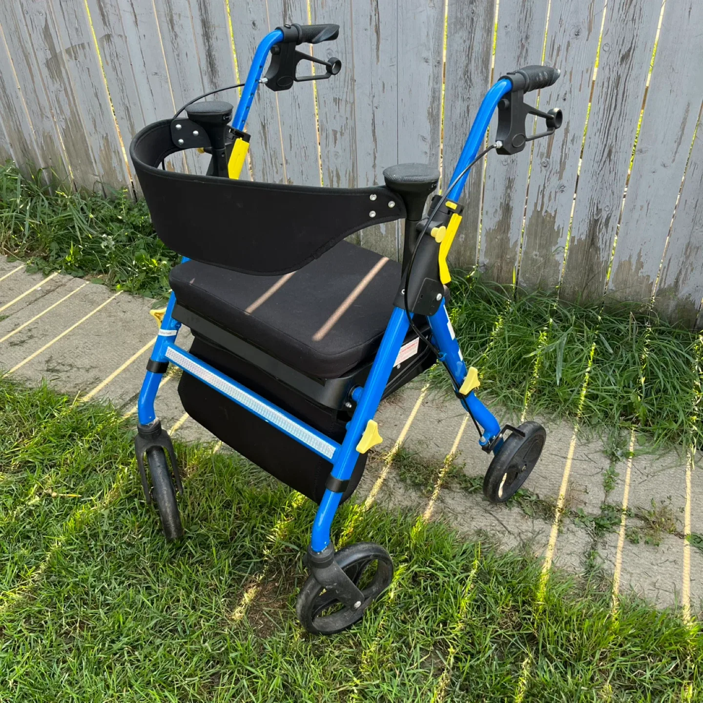Guardian Empower Rollator Walker image indicator(5)
