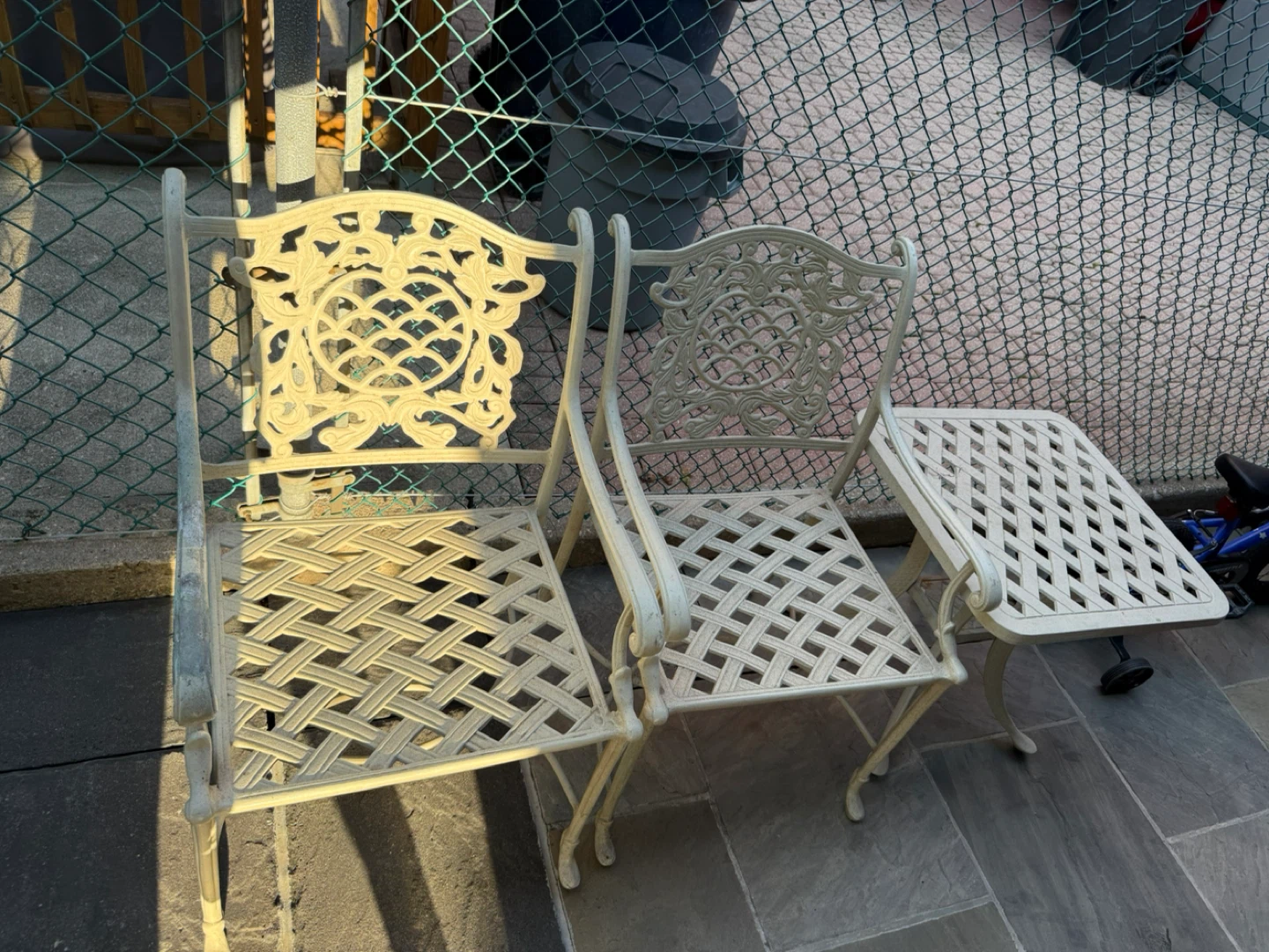 Bistro Set - Cast Iron Table and 2 Chairs - photo 2