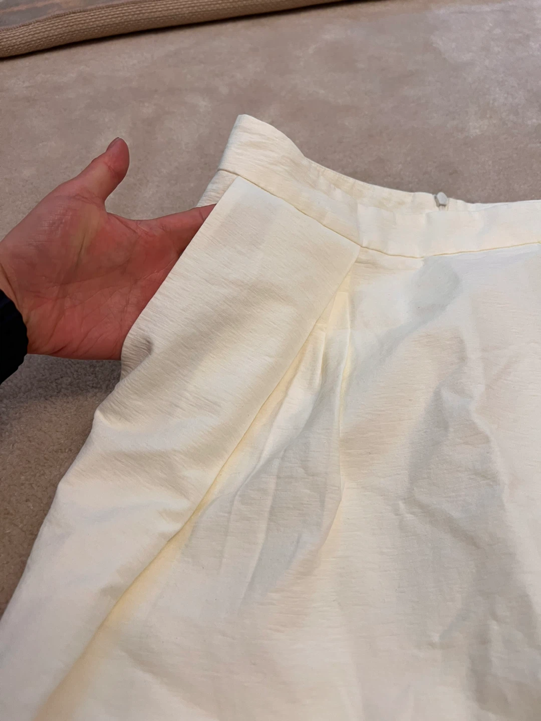 Cream Skirt Suit Set - Size medium - photo 2
