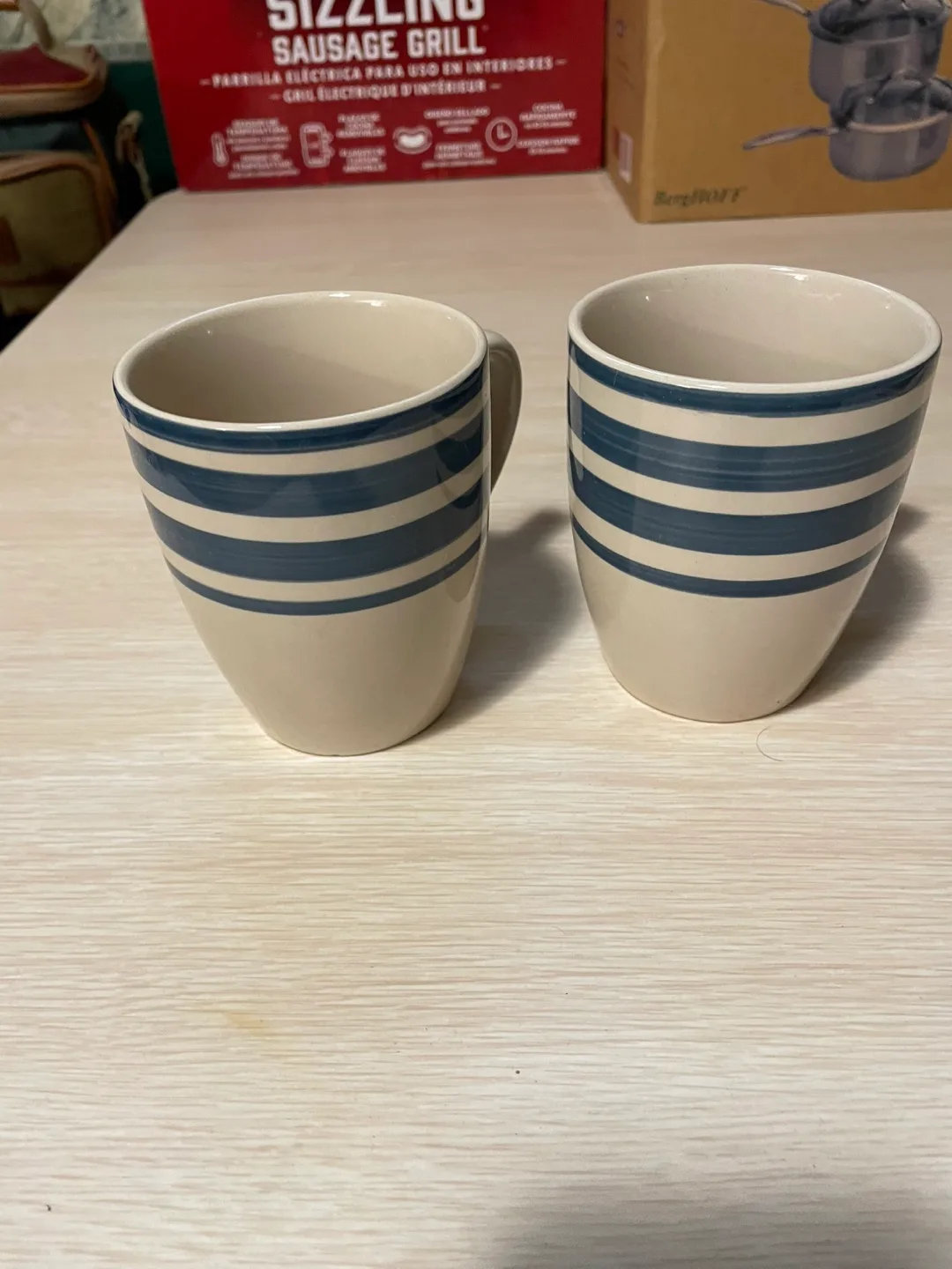 Home Studio Portland Striped 16-Piece Stoneware Dinnerware Set image indicator(3)